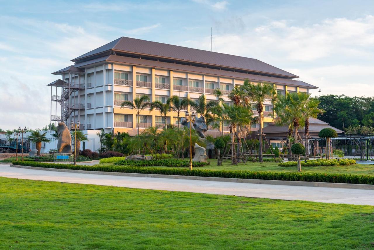 โรงแรม Swan สัตหีบ